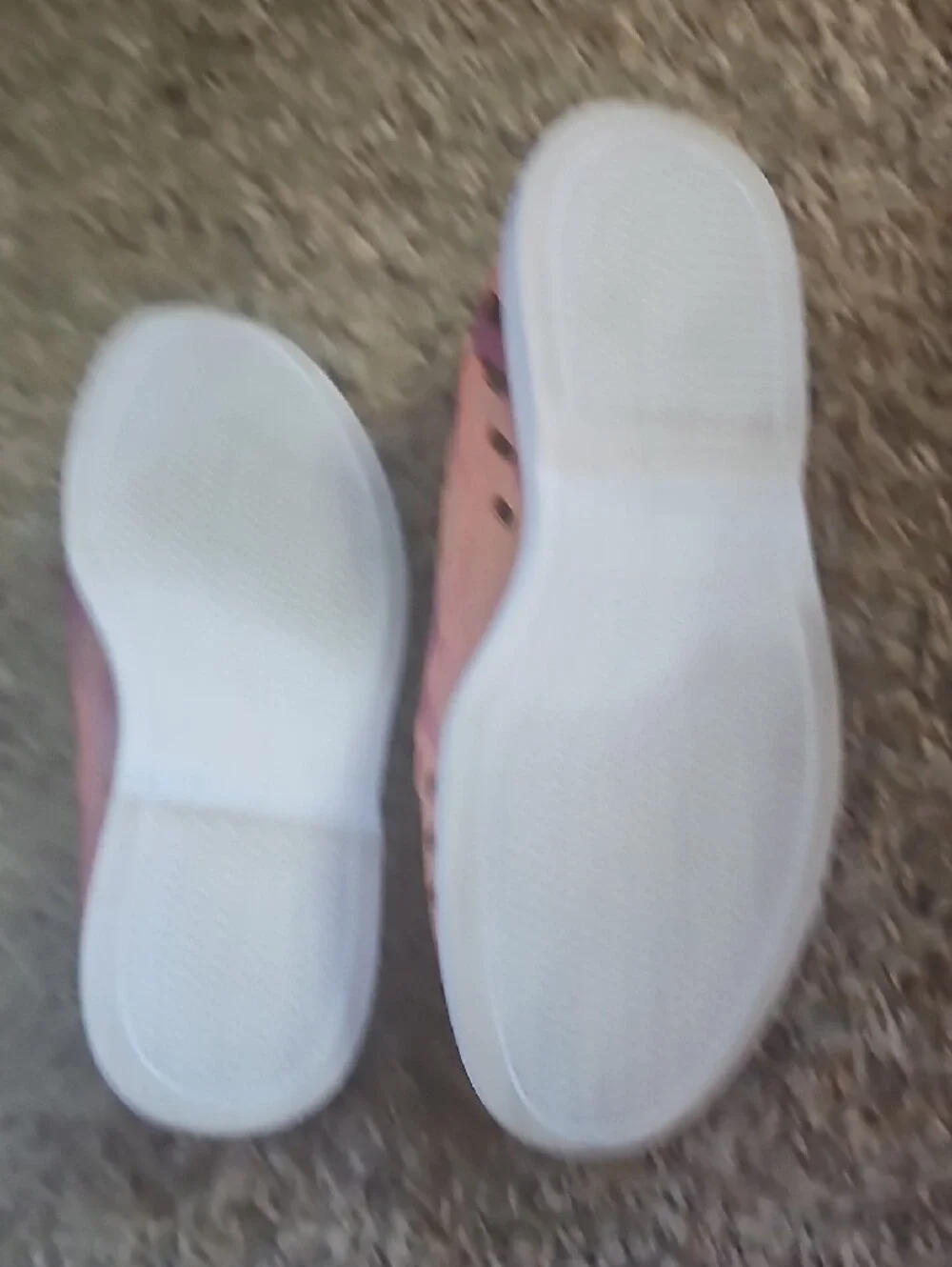 Sperry Women's Pink Marbled Slip-On Sandals